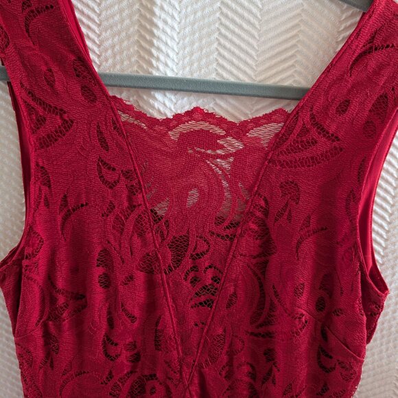 H&M Red Lace Stretch Midi Dress Size 8 Bodycon Wedding Guest Party - Picture 4 of 9